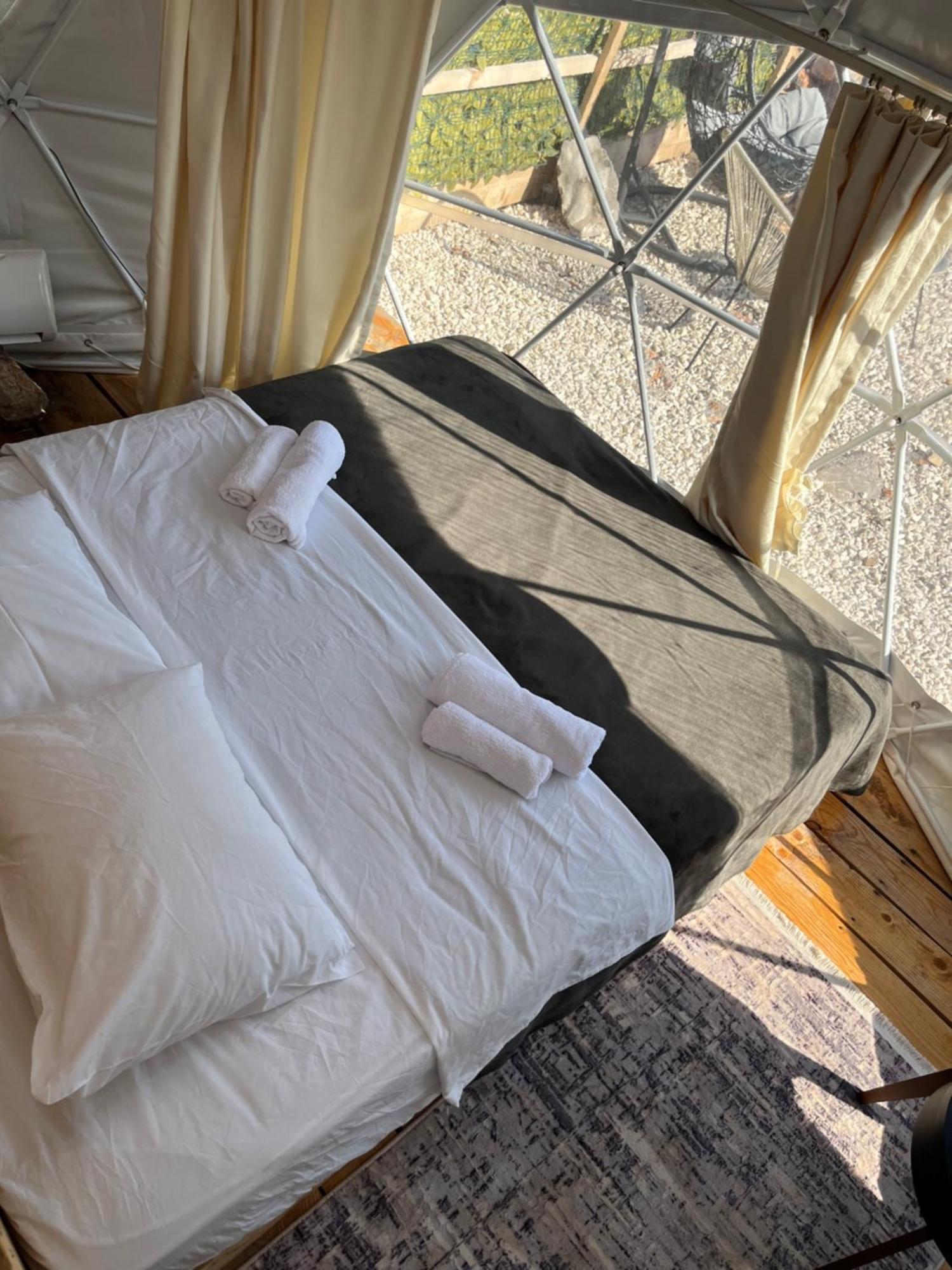 Glamping Peninsula Lustica Rose Villa Tivat Dış mekan fotoğraf