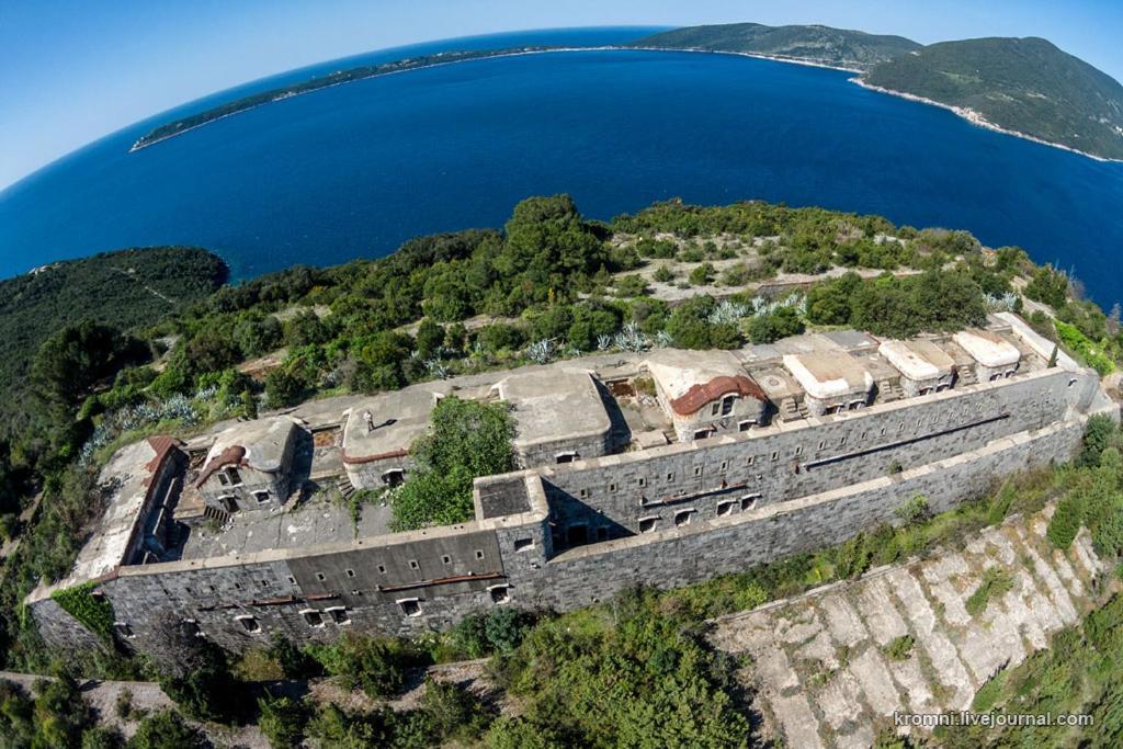 Glamping Peninsula Lustica Rose Villa Tivat Dış mekan fotoğraf